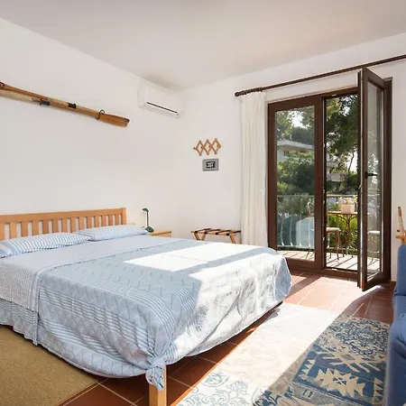 Sobe Number 9 Bed & Breakfast *